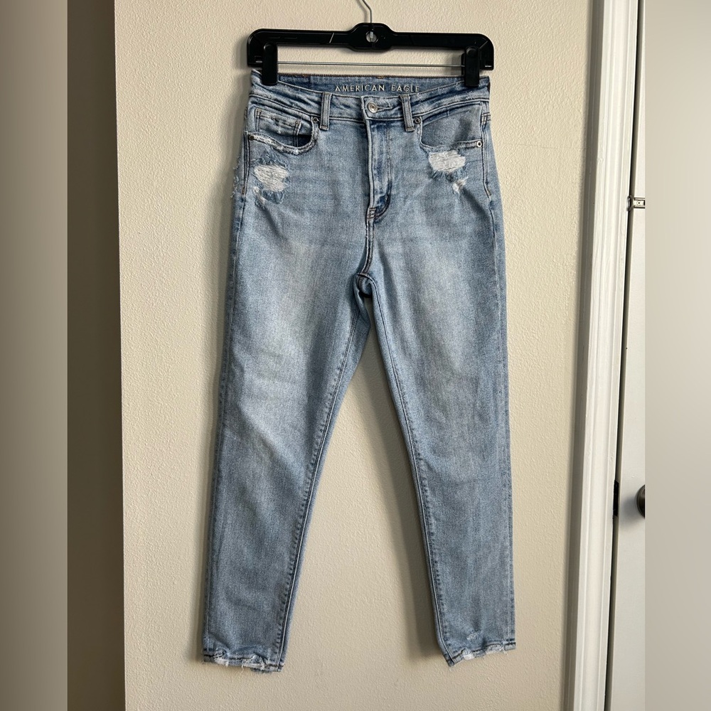 American Eagle Stretch Mom Jeans Distressed High Rise Size 0 Short